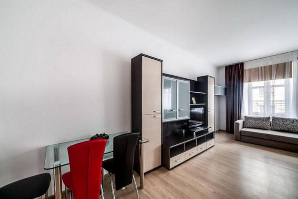 Apartment In The Center Of "Opera" ลวีฟ ภายนอก รูปภาพ