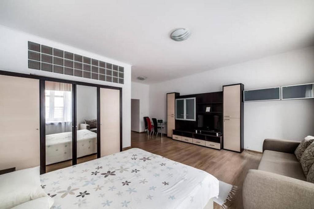 Apartment In The Center Of "Opera" ลวีฟ ภายนอก รูปภาพ